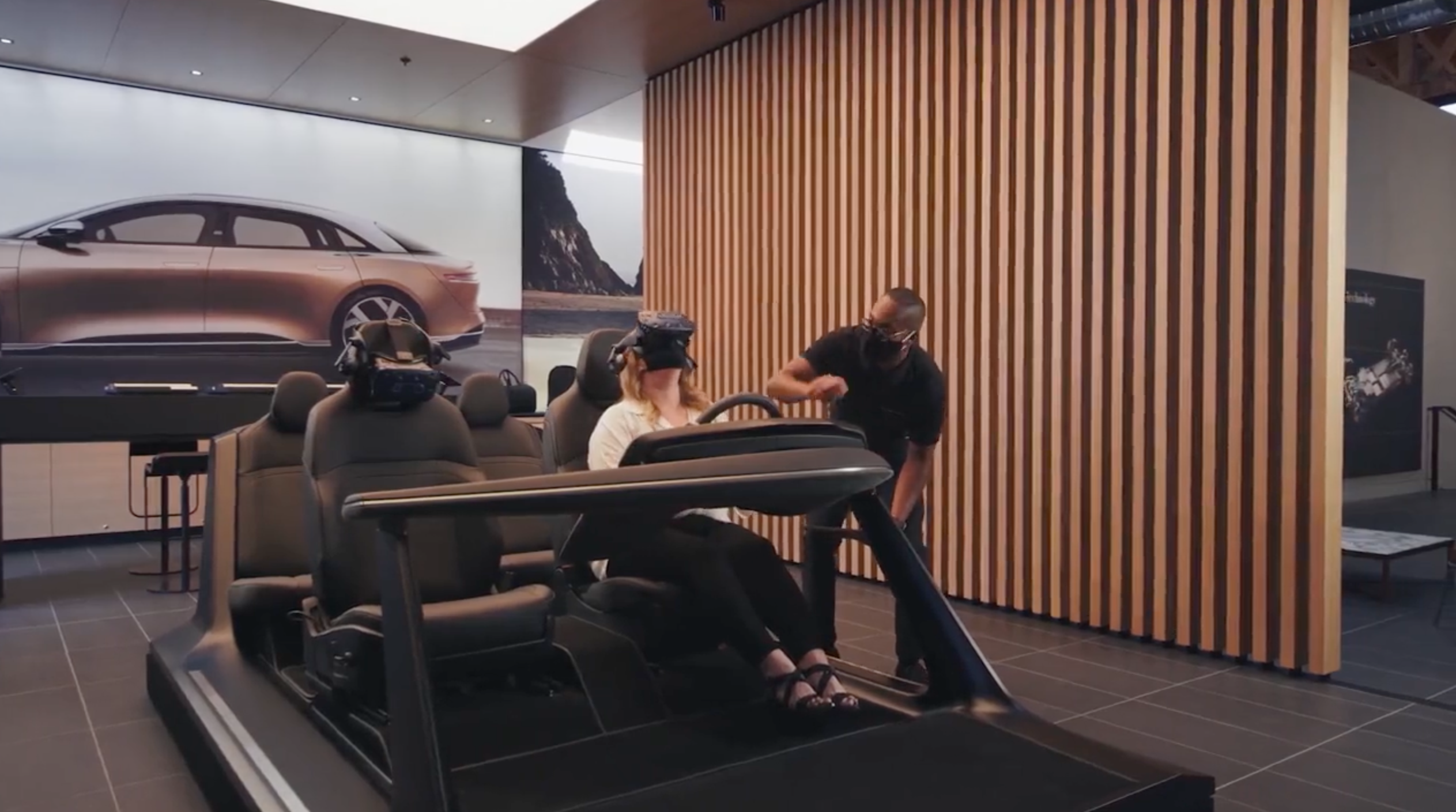 Lucid Air VR Experience In Showrooms