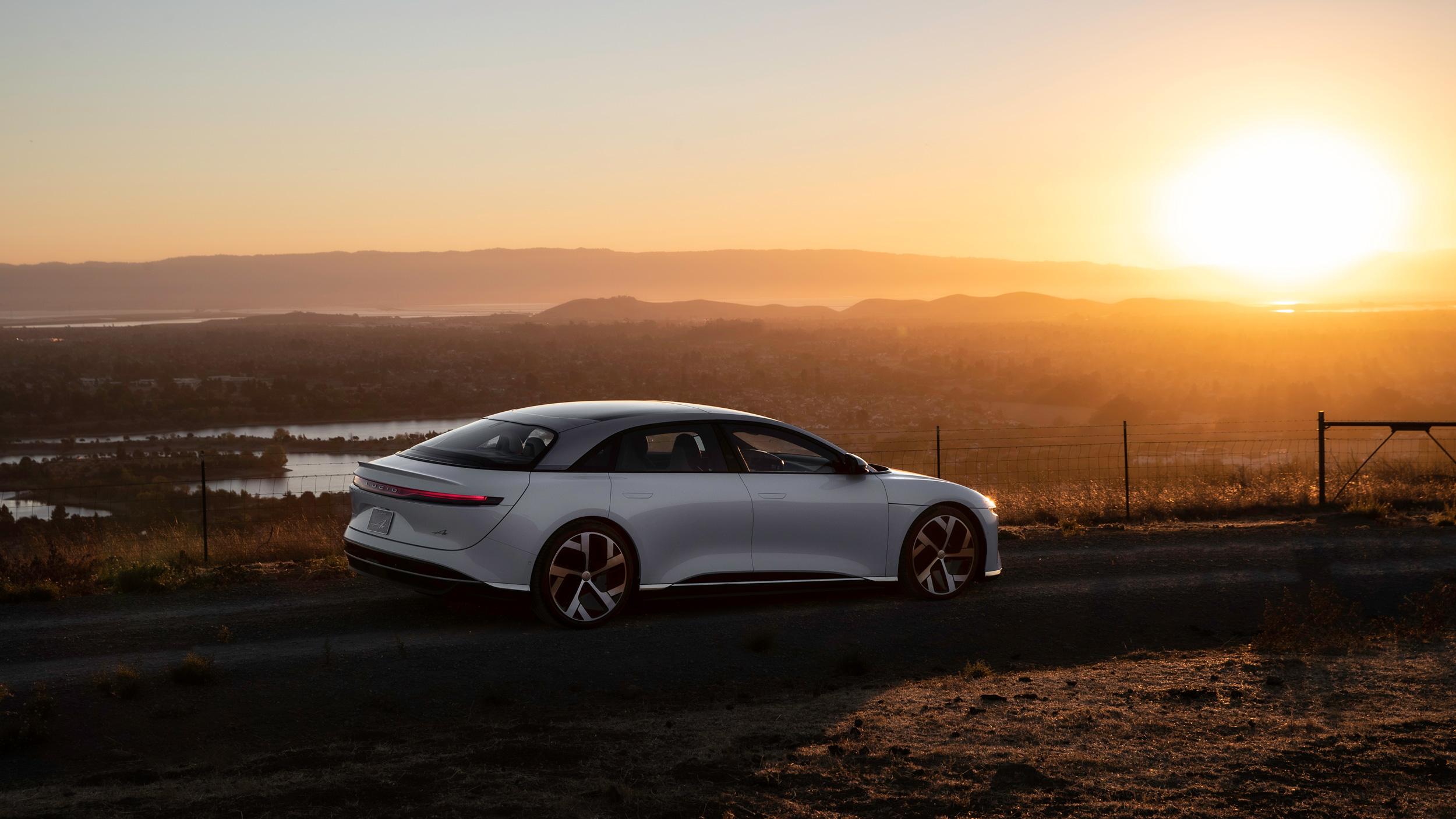 Report: Some Lucid Motors Delivery Centers Did Not Receive Lucid Air Deliveries Last Week