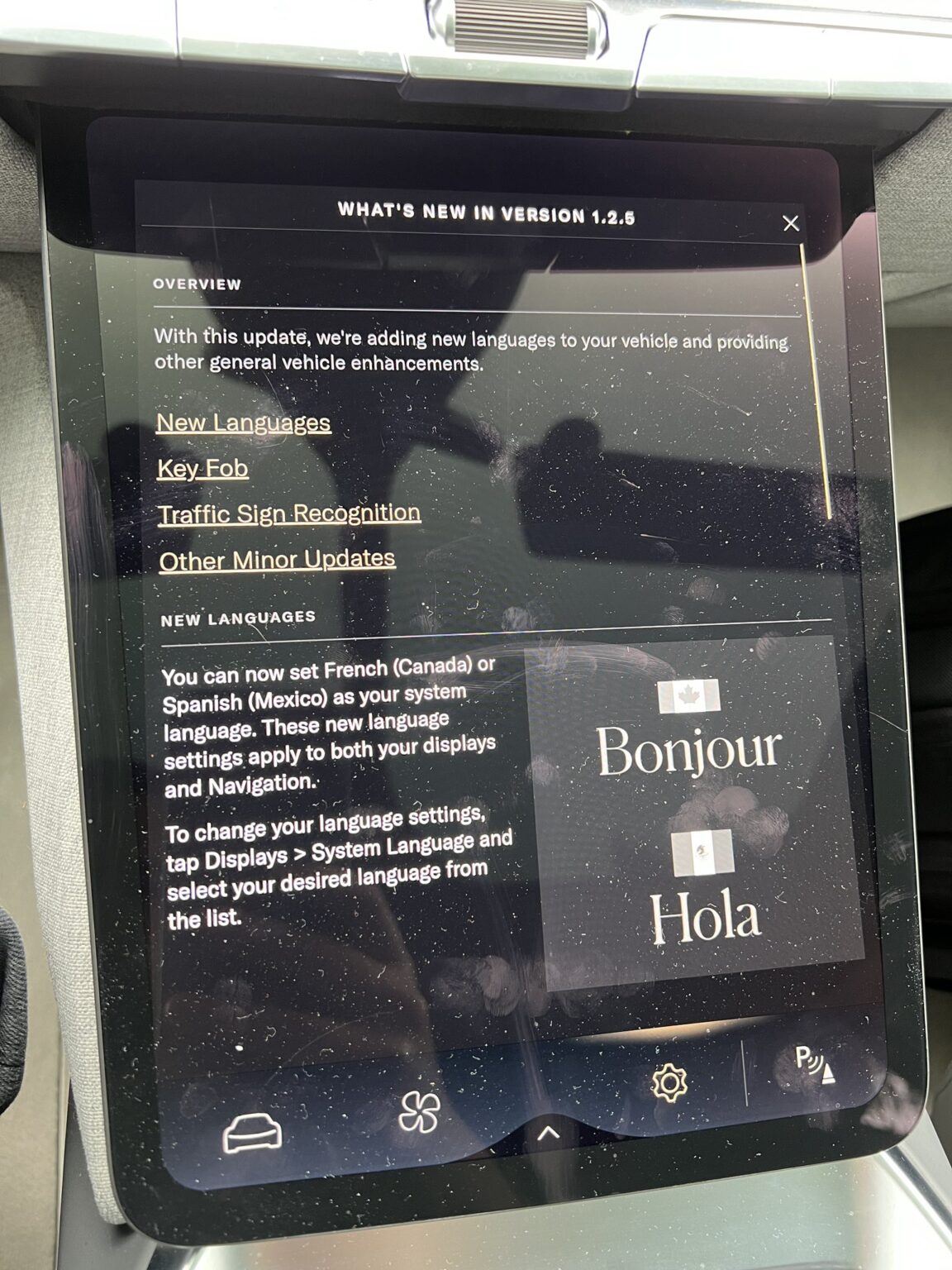 Lucid Motors Releases Lucid Air Update Improving Key Fob, Traffic Signs