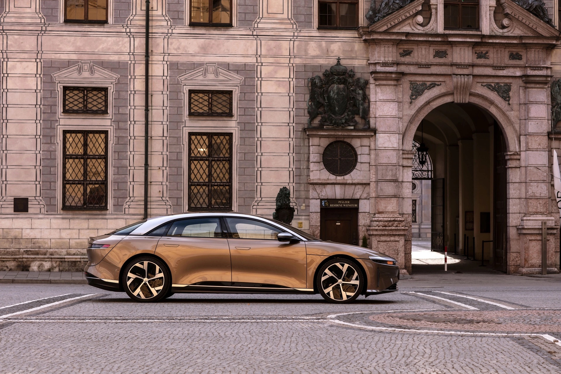 Lucid Motors To Offer Lucid Air Dream Edition In Europe With European Expansion