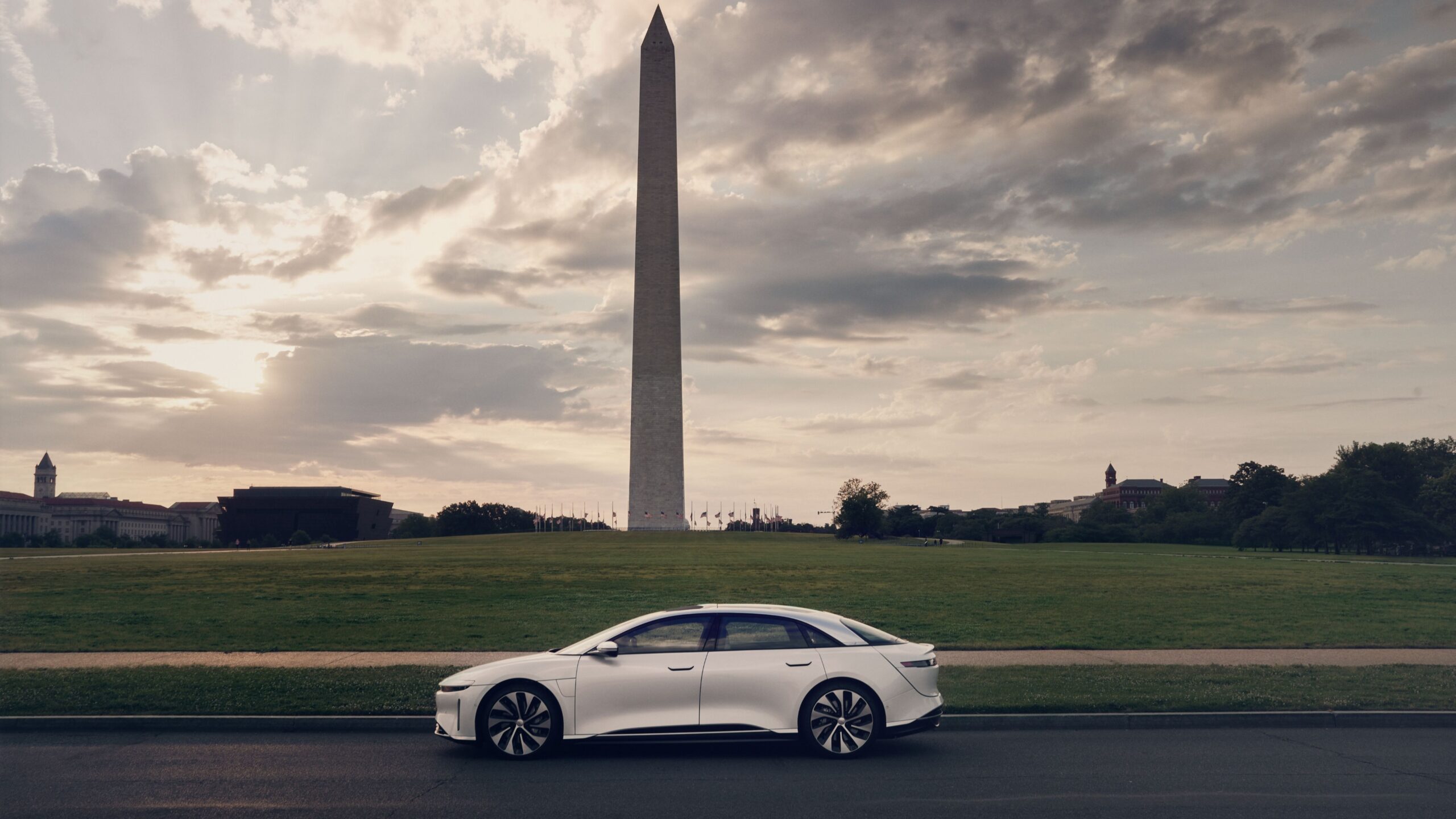 Lucid Motors Honors Memorial Day With Lucid Air In Front Of Washington Monument