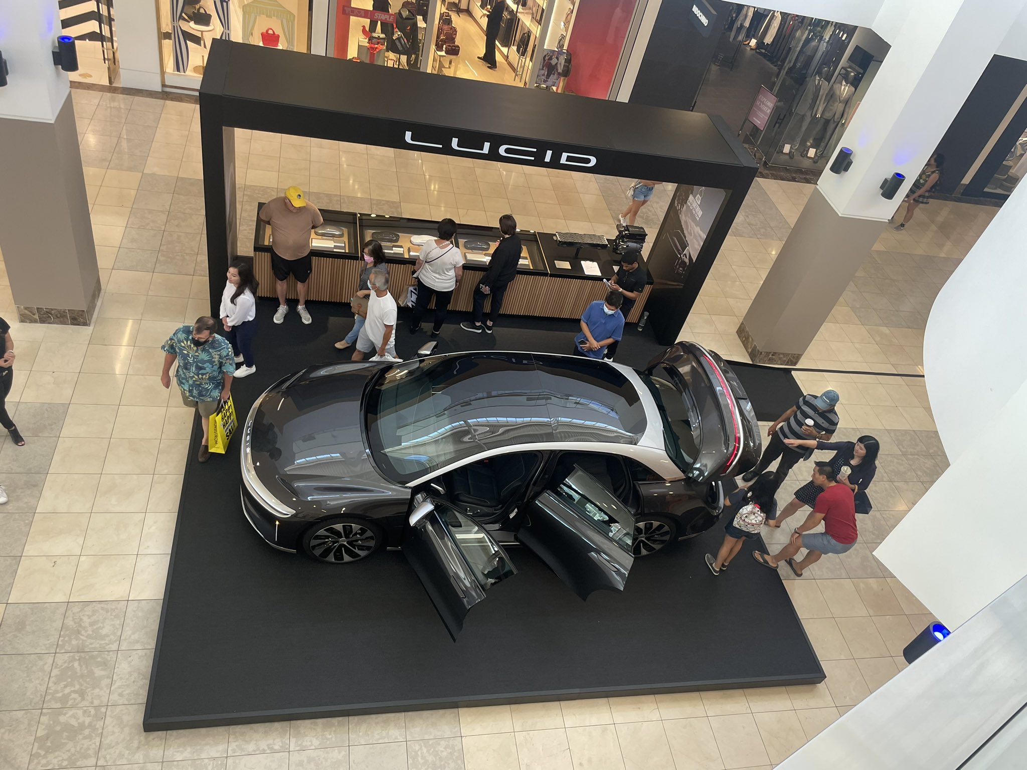 Lucid coming soon at the Cherry Creek mall in Denver Colorado. : r/CCIV